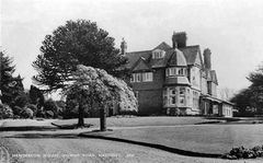 Henderson-House-Downs-Road.-1945.